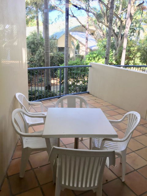 CHA Private Apts Diamond Beach - Southport Accommodation 27