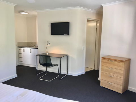 CHA Private Apts Diamond Beach - Southport Accommodation 5