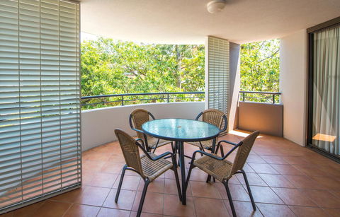 The Oasis Apartments - Southport Accommodation 8