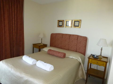 The Oasis Apartments - Southport Accommodation 18
