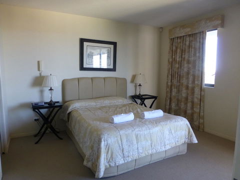 The Oasis Apartments - Southport Accommodation 17