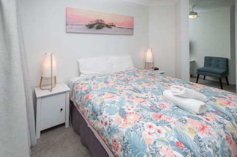 Miami Beachside Holiday Apartments - Southport Accommodation 14