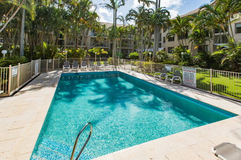 Miami Beachside Holiday Apartments - Southport Accommodation 4