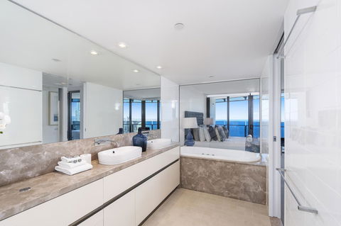 Soul 2 & 3 Bedroom Ocean View - We Accommodate - Southport Accommodation 9