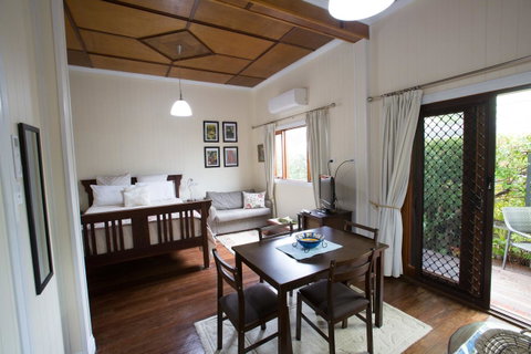 Pale Pacific Holiday Units - Southport Accommodation 21