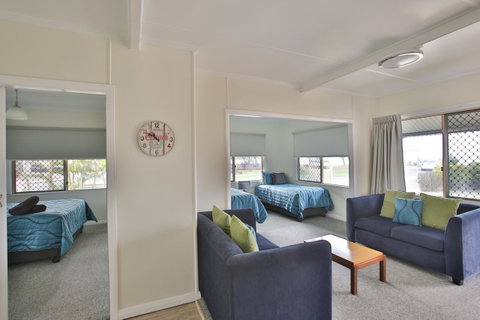Pale Pacific Holiday Units - Southport Accommodation 12