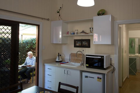 Pale Pacific Holiday Units - Southport Accommodation 23