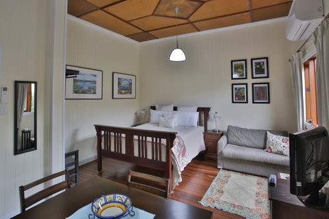Pale Pacific Holiday Units - Southport Accommodation 9