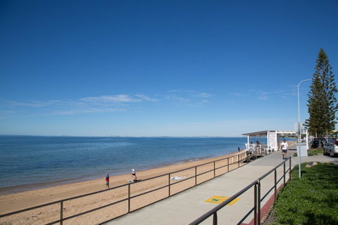 Pale Pacific Holiday Units - Southport Accommodation 3