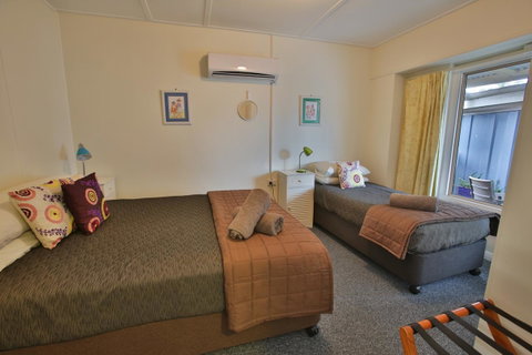 Pale Pacific Holiday Units - Southport Accommodation 14
