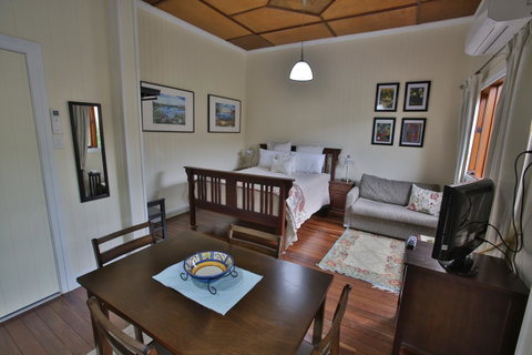 Pale Pacific Holiday Units - Southport Accommodation 8