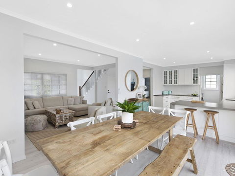 Waterview Beach House - Southport Accommodation 3
