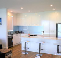 Western Breeze - Southport Accommodation