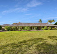 Wine Country Homestead 4-6br House - Southport Accommodation