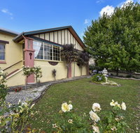 Wyatt Guest House - Accommodation Southport