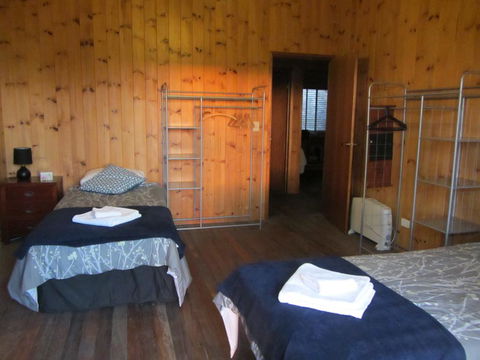 Yoga Retreat - Southport Accommodation 2