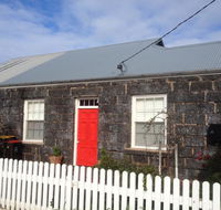 Young's Cottage - circa 1861 - Southport Accommodation