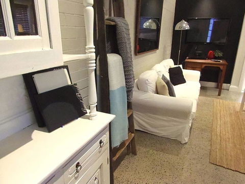 YSG The Edward Townhouse 157 - Steps To Town - Southport Accommodation 2