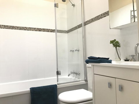 Zaara - Southport Accommodation 1