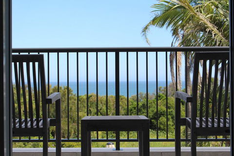 Zaffiro Beach House - Southport Accommodation 2