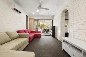 Coongarra Esplanade 41 Lakeshores - Accommodation Southport 5