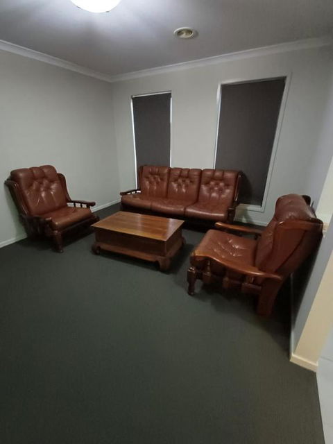 A Beautiful And Spacious Home. - Southport Accommodation 1