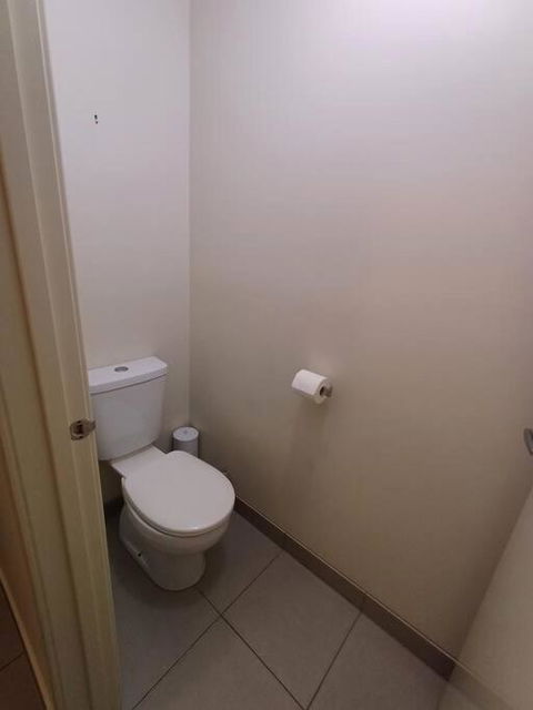 A Beautiful And Spacious Home. - Southport Accommodation 4