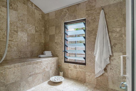 A Perfect Stay - Byron Blisshouse Studio - Accommodation Southport 2