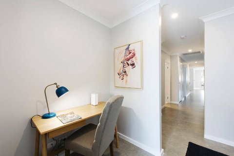 A Refreshing Mudgee Getaway At Felicitys On Court - Accommodation Southport 4