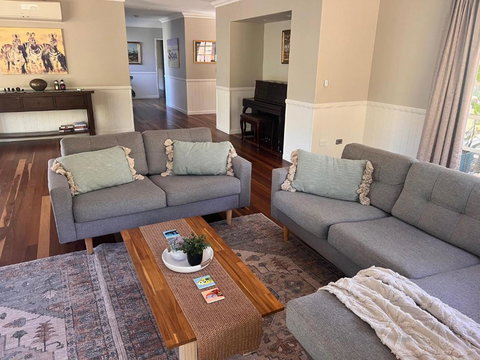 A Spacious Oasis - Accommodation Southport 3