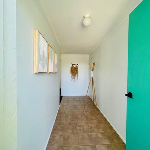 A Wave From It All - Accommodation Southport 2