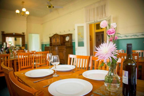 Abernethy House - Accommodation Southport 4