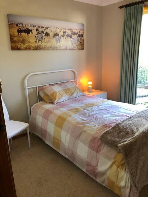 Abide Awhile - Accommodation Southport 4