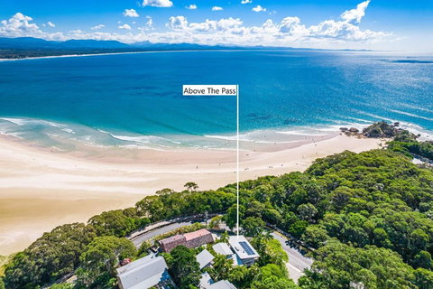 Above The Pass - Accommodation Southport 1