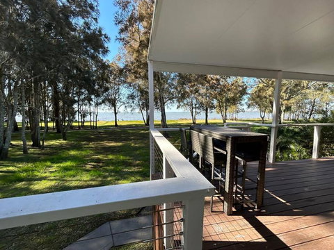 Absolutely Lakeside House, Quiet And Peace - Accommodation Southport 4