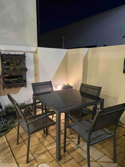 Access To All CBD Has To Offer - Accommodation Southport 2