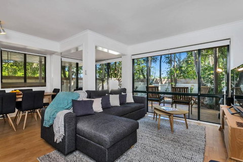 A Perfect Stay - Mahogany Lodge - Accommodation Southport 2