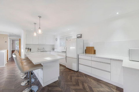 Absolute Waterfront - Accommodation Southport 4