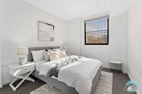 Aircabin - Epping - Modern Comfy - 1 Bed Apt - Accommodation Southport 2