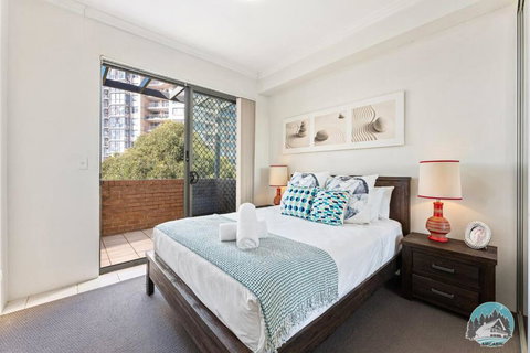 Aircabin - Parramatta - Free Parking - 1 Bed Apt - Accommodation Southport 1