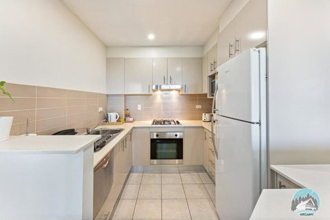 Aircabin - Parramatta - Free Parking - 1 Bed Apt - Accommodation Southport 3