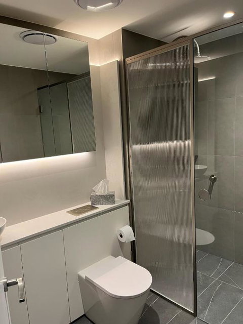 AKS Honeysuckle - Accommodation Southport 2