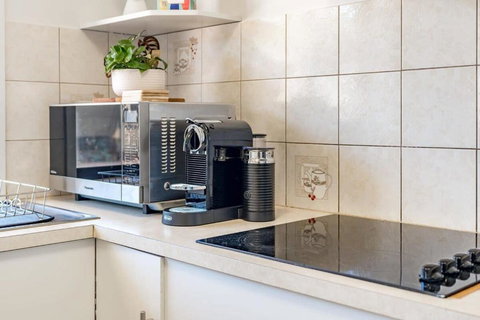 Albatross-96 Albatross Ave Hayborough - No Linen Included - Accommodation Southport 4