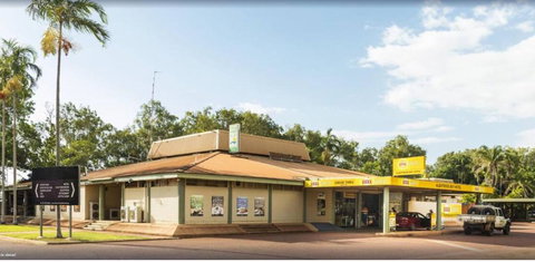 Albatross Bay Resort - Accommodation Southport 2