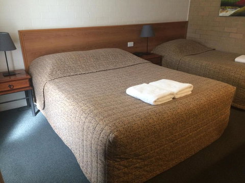 Alexander Motor Inn - Accommodation Southport 0