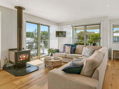 All Decked Out - Accommodation Southport 1