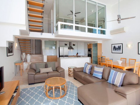 Allambi Penthouse 6 Allambi Rise 25 - Accommodation Southport 2