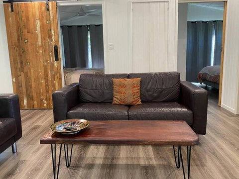 Alma Alma - Accommodation Southport 2