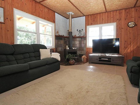 ALOHA AMITY - Accommodation Southport 4