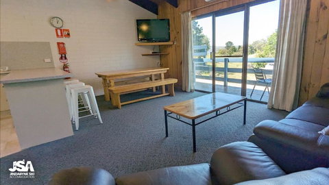 Alpha Centauri 8 - Accommodation Southport 3